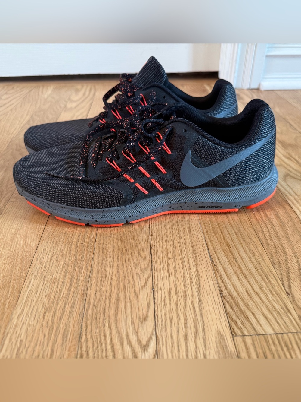 Nike Run Swift AR1945-001 Black Gray Red Men's Running Sneakers Size 11
